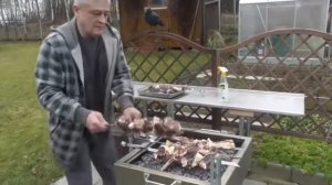 Бараньи рёбрышки и пистолетики на гриле