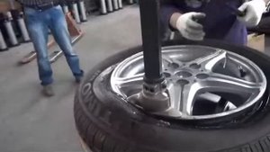 Шиномонтажный станок AE&T M-100