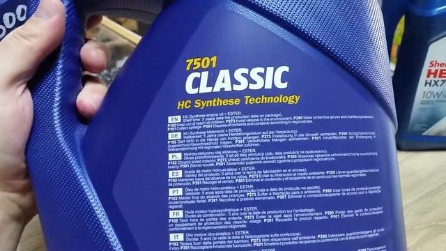 Масло MANNOL Classic 10W-40 против SHELL HELIX HX7 10W-40.......Какое масло лучше маннол или шел??? смотреть онлайн