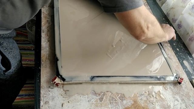 Производство 3 Д панелей и извлечение из пластиковых форм