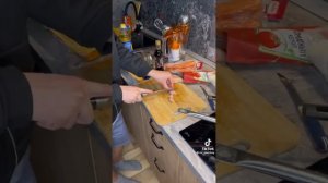 Вьюгин Паша переехал в новую квартиру