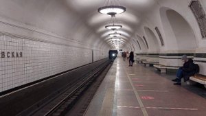 Разнообразие метровагонов в Москве. Станция Алексеевская