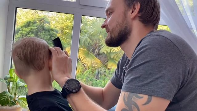 Домашняя стрижка «футболист» смотреть онлайн