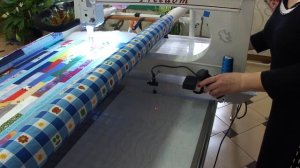 Стежка на LONGARM машине с пантографом