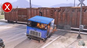 GTA 5 ACTROS TRUCK VS GTA 5 NAVISTAR TRUCK- WHICH IS BEST?