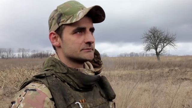 Интервью с мобилизованным военнослужащим с позывным «Батюшка».mp4 смотреть онлайн