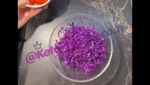 Вкуснейший КЕТО салат с мясом в сырной тарелке, просто пальчики оближешь)