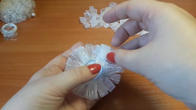 Пышные банты из узкой  органзы.МК канзаши. Arcos exuberantes de organza 1 cm. MK kanzashi. смотреть онлайн