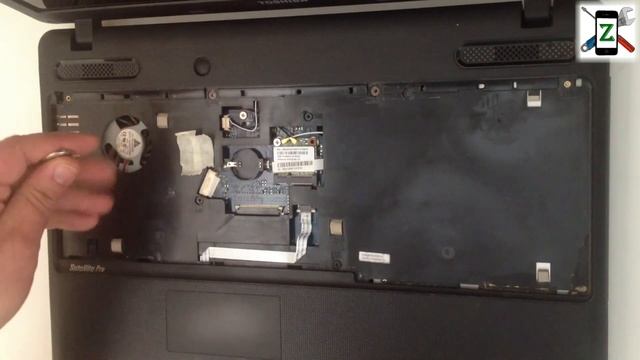 TOSHIBA Satellite C660 - Keyboard, WiFi card, CMOS / BIOS Battery replacement смотреть онлайн