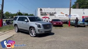 Chevy Tahoe Vs Cadillac Escalade