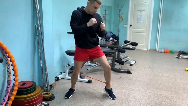 Силовая тренировка на скорость и силу удара.