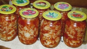 Капуста в томатной заливке. Капуста с помидорами на зиму.