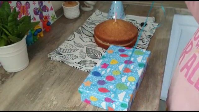 Маша празднует День рождения собаки Фиби - золотистого ретривера! #каналдлядевочек #детиблогеры