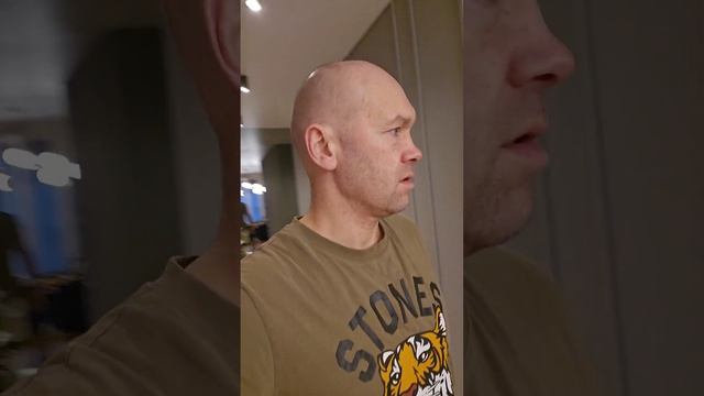 быть таким каким тебя хотят видеть ! не хочу так делать ; а теперь делаю. смотреть онлайн