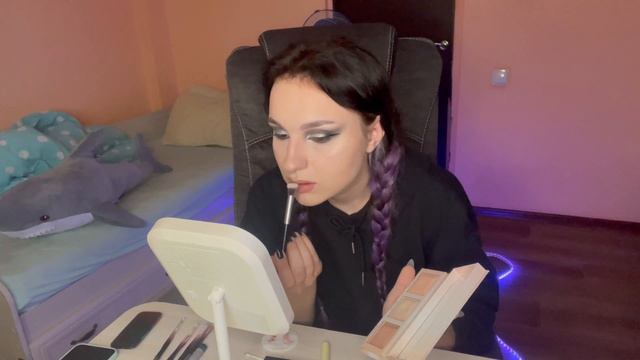 Креатив или треш?|МАКИЯЖ НА ВЫПУСКНОЙ|Вечерний макияж смотреть онлайн