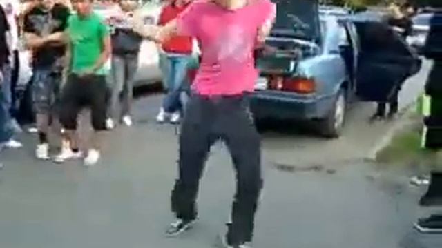 pumping house dance