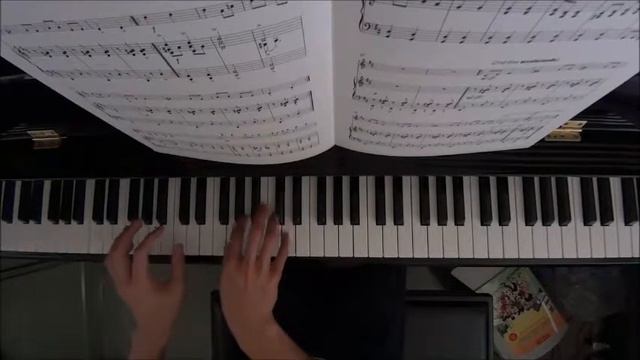 Fiddle Time Sprinters No.27 Hungarian Folk Dance Piano Accompaniment (Student Book P.24) смотреть онлайн