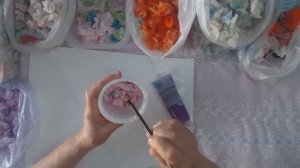 Кукольные секреты.Идея. Покраска цветов.Цветы из ткани.Цветы из ткани для украшения кукол.