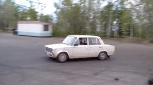 Очередная тренировка бочком! Отрабатываем фигурное катание. Дрифтим!