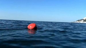 А на воде качался буй...