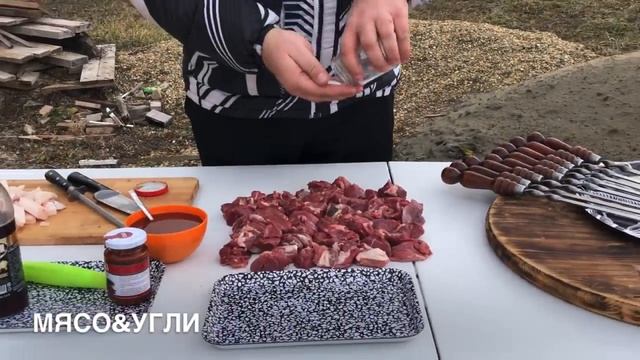 ШАШЛЫК ИЗ БАРАНИНЫ (АЖЬЫ ДЗНЫ -АБХАЗКИЙ РЕЦЕПТ ПРИГОТОВЛЕНИЯ БАРАНИНЫ)Очень вкусный. смотреть онлайн