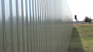 Металлический забор  Как сделать забор из металлопрофиля  Часть 1 из 4