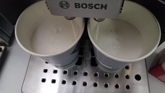 Bosch TES 60321 RW работа кофемашины смотреть онлайн