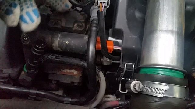 Renault Scenic2 плохой запуск дизеля на горячую. смотреть онлайн