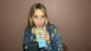 ???АСМР БОЛТАЛКА про детство??? (и смешные истории) ASMR