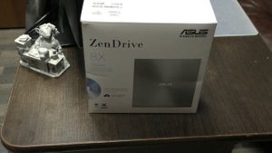 Микро обзор пишущего внешнего DvD привода    Ultra Slim External DvD Writer Asus ZenDrive SDRW 08U7