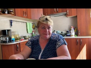 VLOG: угощаемся ЧЕБУРЕКАМИ/напали ДРОЗДЫ/комнатные ПОМИДОРЫ