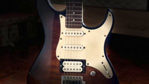 The Loner (YAMAHA PACIFICA 212)