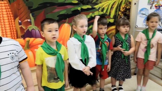 12.11.2021. Песня ,,Синичка,,, исп дети подг группы на экологическом празднике,, Синичкин день,, смотреть онлайн