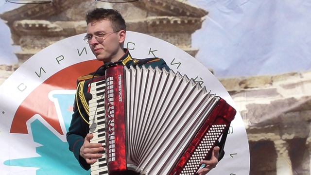 Александр Царьков, аккордеонист,  "Попурри".MP4