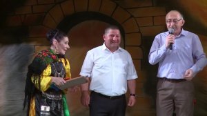 Выступление на вечере Х. Гамидовой главы МО"Бежтинский участок"Нажмудинова Тажудина Рамазановича