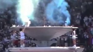 После 1988 года белых голубей перестали выпускать на церемонии открытия Олимпиад