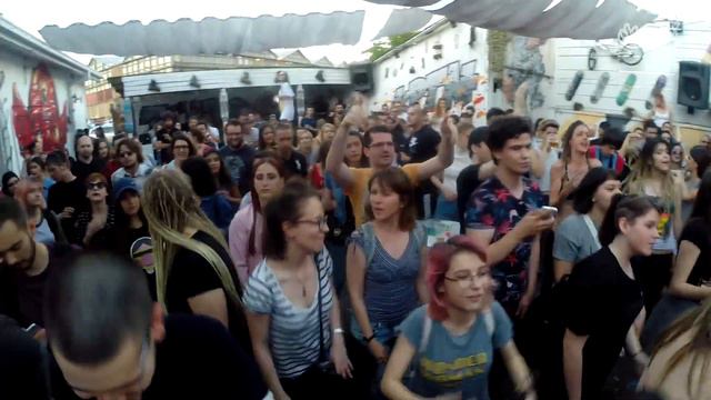 Mimi Mercedez - Sta @ KPTM смотреть онлайн