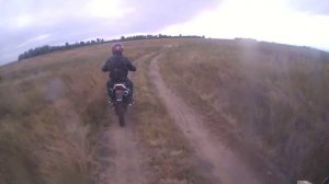 Как можно сломать ногу на мотоцикле не напрягаясь