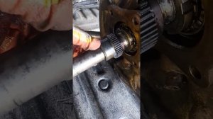 Задние ступичные подшипники Ford Ranger 2008г.