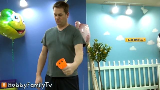 BALL CUP CHALLENGE! HobbyFamily Game Time with Wiffle Balls смотреть онлайн