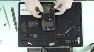 Разбор iPhone Xs Max — как снять стекло (teardown)