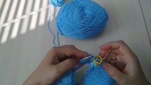 Штанишки спицами на малыша 3-6 мес.