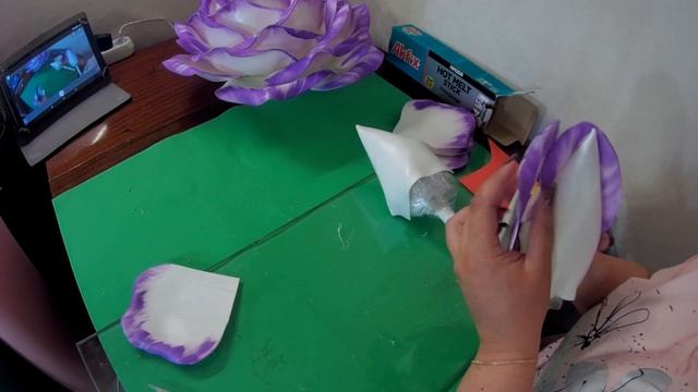 Роза из изолона торшер часть 1. Бесплатный МК / lamp rose / Diy смотреть онлайн