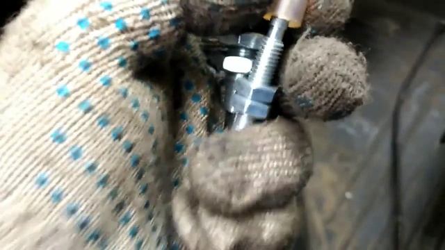 ЗАМЕНА ТРОСИКА ГАЗА НА ГАЗЕЛЕ - ЗМЗ 405 смотреть онлайн