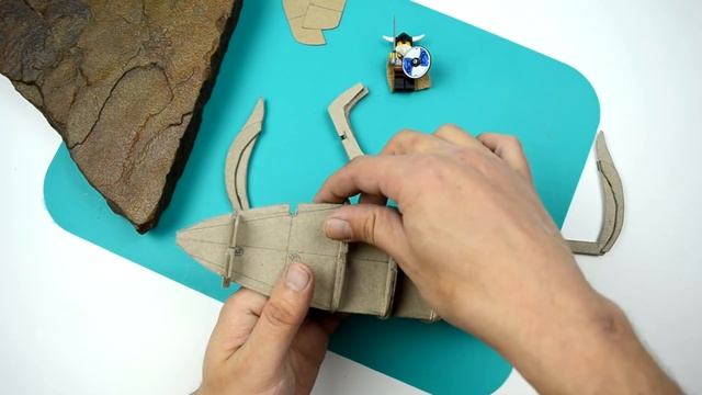 Самодельный Драккар и раритетные LEGO фигурки викингов (+создание эффекта воды) смотреть онлайн