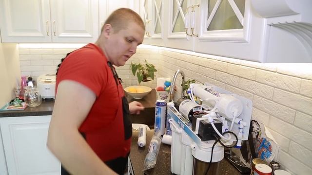 Замена картриджей в фильтрах обратного осмоса