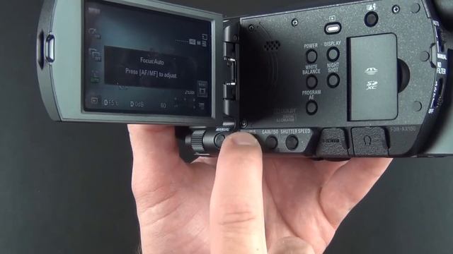 Sony 4K Handycam (FDR-AX100): Unboxing & Overview смотреть онлайн