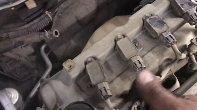 Замена свечей зажигания Nissan Note 1.6 ( Ниссан Ноут)