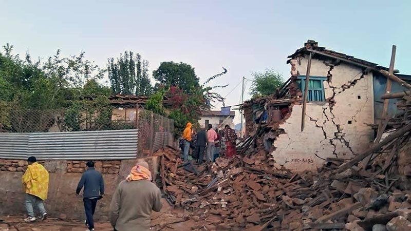 Землетрясение в Непале: более ста погибших / События на ТВЦ