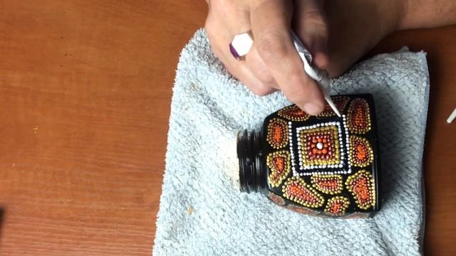 Декор точечной росписью баночки с кофе. Decor of dot-painted jars of coffee. смотреть онлайн